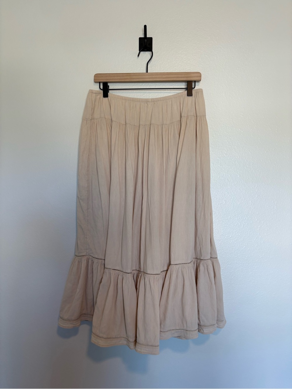 Aerie V Yoke Woven Tiered Pull-On Peasant Midi Skirt Cottage Boho Tan Large - Picture 5 of 8